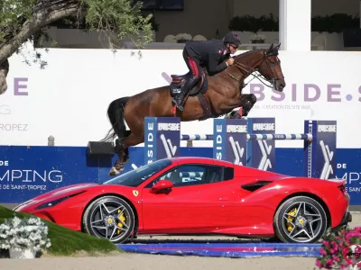 Лошадь на капоте: история логотипа Ferrari