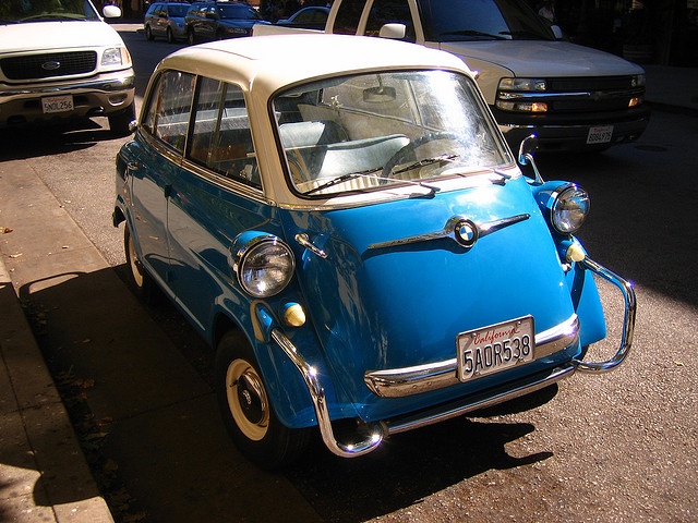 08afdd0cb2b63504d3bf21471f5d640a---cars-bmw-isetta.jpg