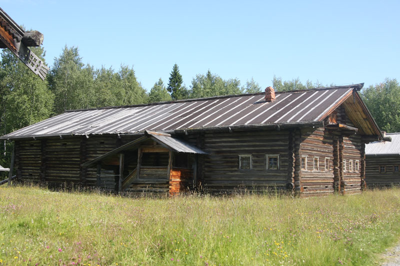 a_8745.jpg