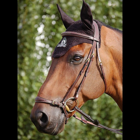 bridon-dy-on-muserolle-allemande-pull-back.jpg