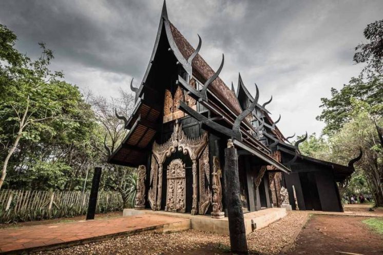 chiang-rai-black-house.jpg