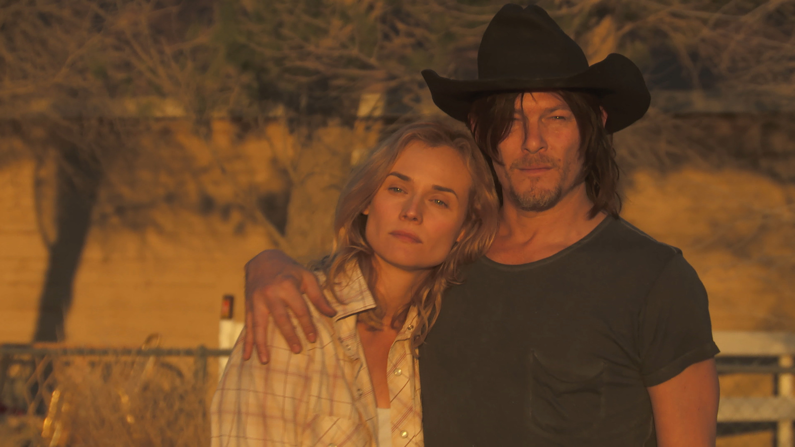 diane-kruger-norman-reedus-sky.jpg