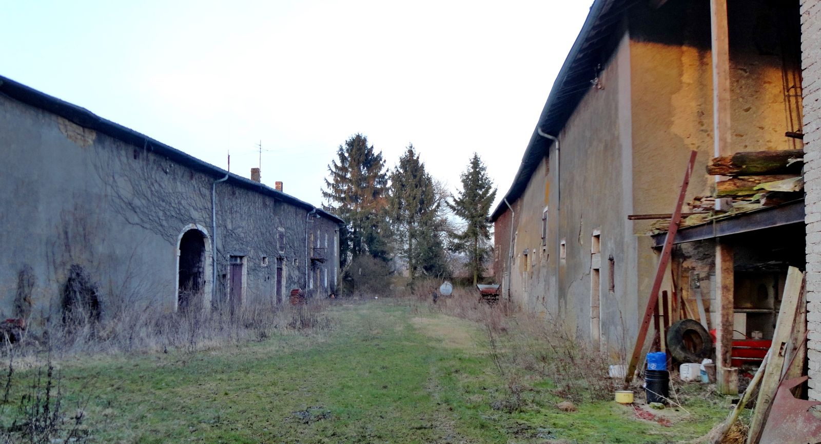 Hestroff-22fev2012-DSC04130-Chempery-ferme--abandon.jpg
