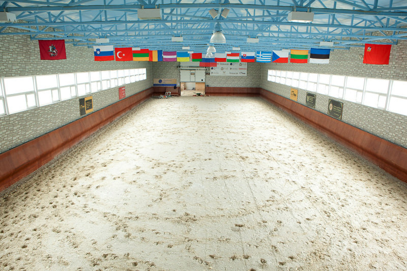 Манеж Охотничий двор.jpg