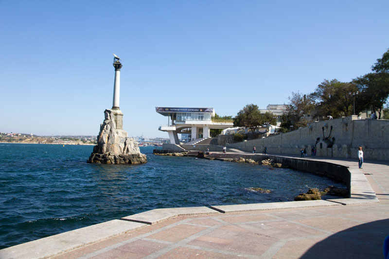 S_9808.jpg