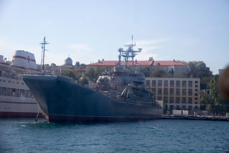 S_9825.jpg