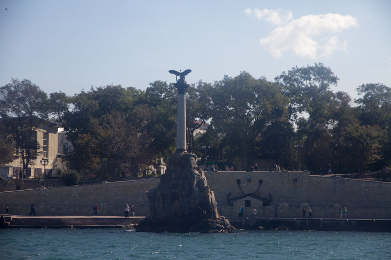 S_9872.jpg
