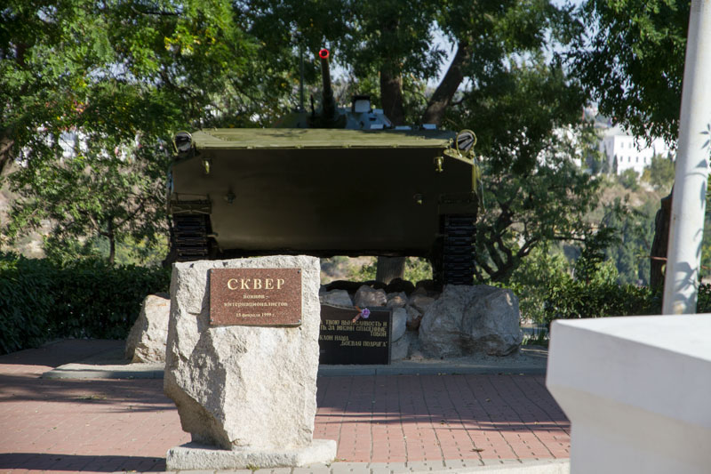 S_9943.jpg