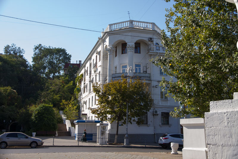 S_9965.jpg