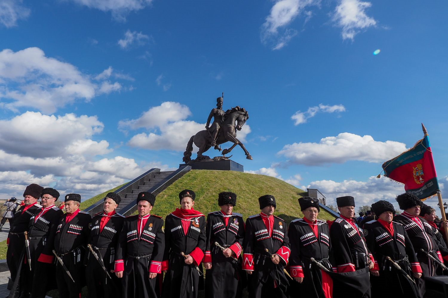 Канжальская битва. Памятник атаману Матвею Платову Ставропольский край. Памятник Платову в Ставропольском крае. Памятник атаману Платову в Красногвардейском районе. Атаман Платов памятник Ставропольский край.